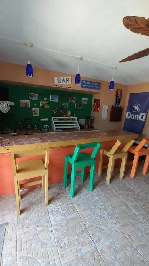 Hotel Castaways Villa Duncans