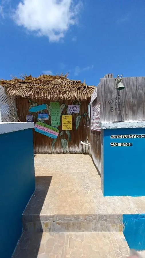 Hotel Castaways Villa Duncans